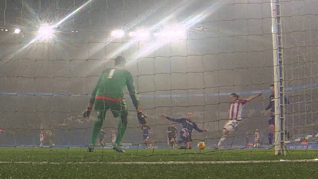 Matthew Connolly last ditch tackle v Brentford
