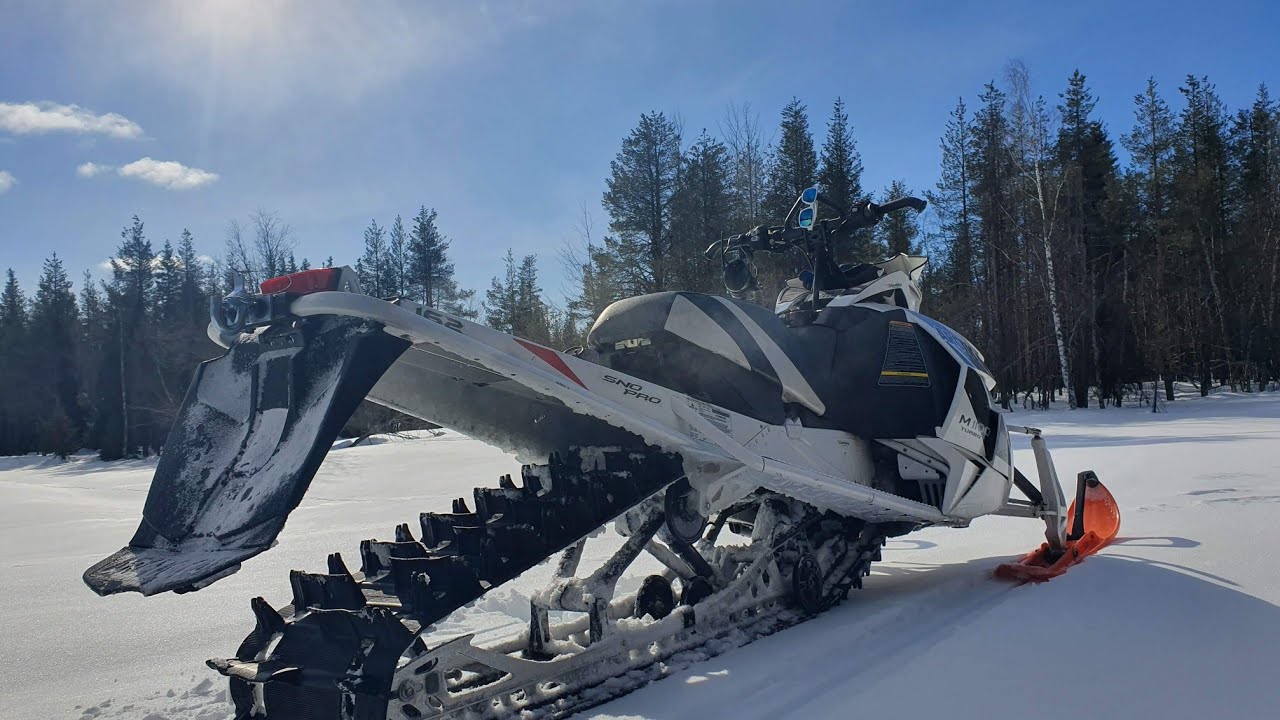 Heino fixar ny skoter arctic cat m1100 turbo men inte mycke bättre än sin grizzly dubbelbandare