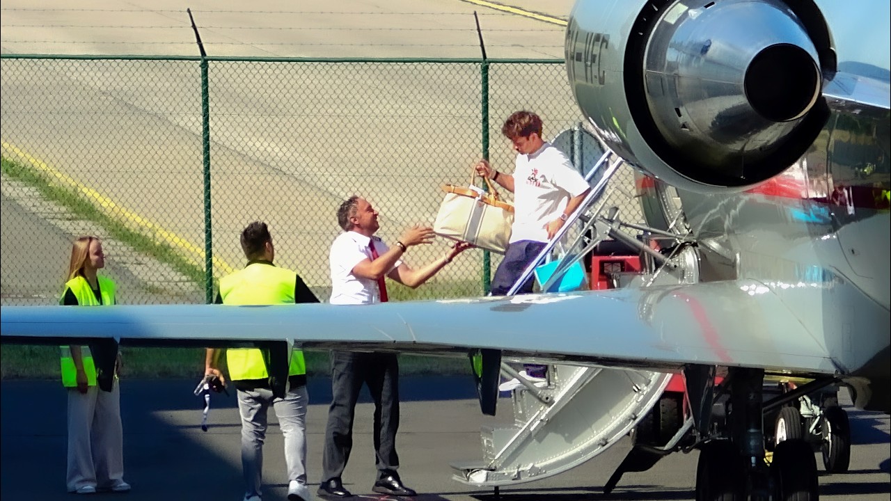 F1 Drivers (Leclerc, Norris, Sainz..) Arriving in Private Jets (F1 Belgian Grand Prix 2026)