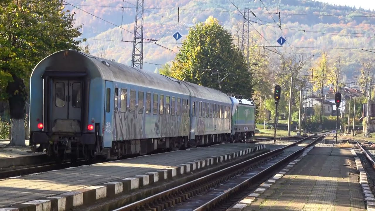 БВ 4661 (Варна - Стара Загора) тръгва от гара Трявна