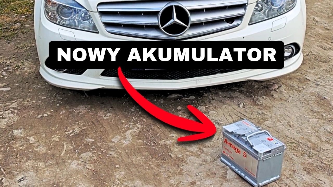 Wymiana akumulatora w Mercedesie C krok po kroku