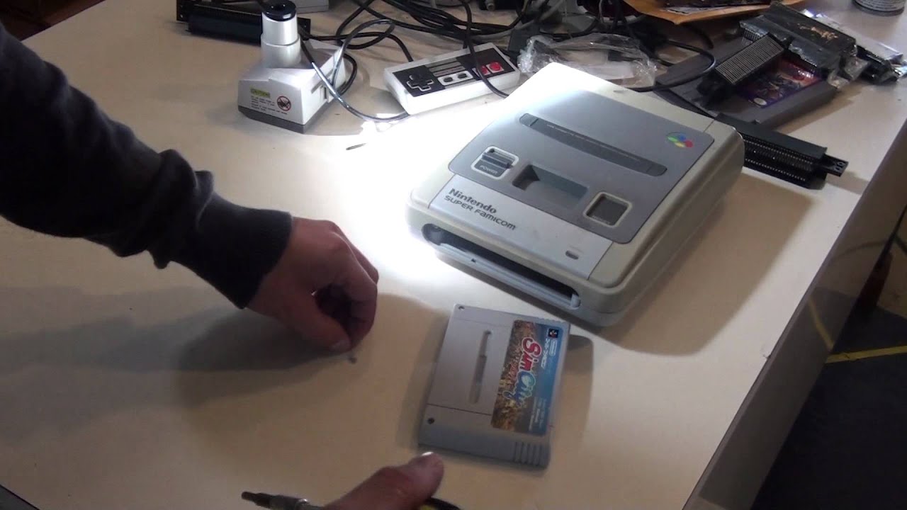 Retrologist Quick Fix   How To Open A Super Famicom Cart