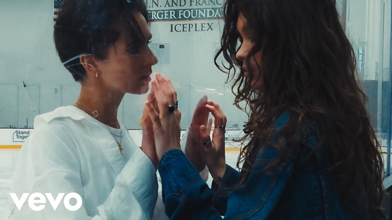 Keeana Kee - Forever Young (Official Video)