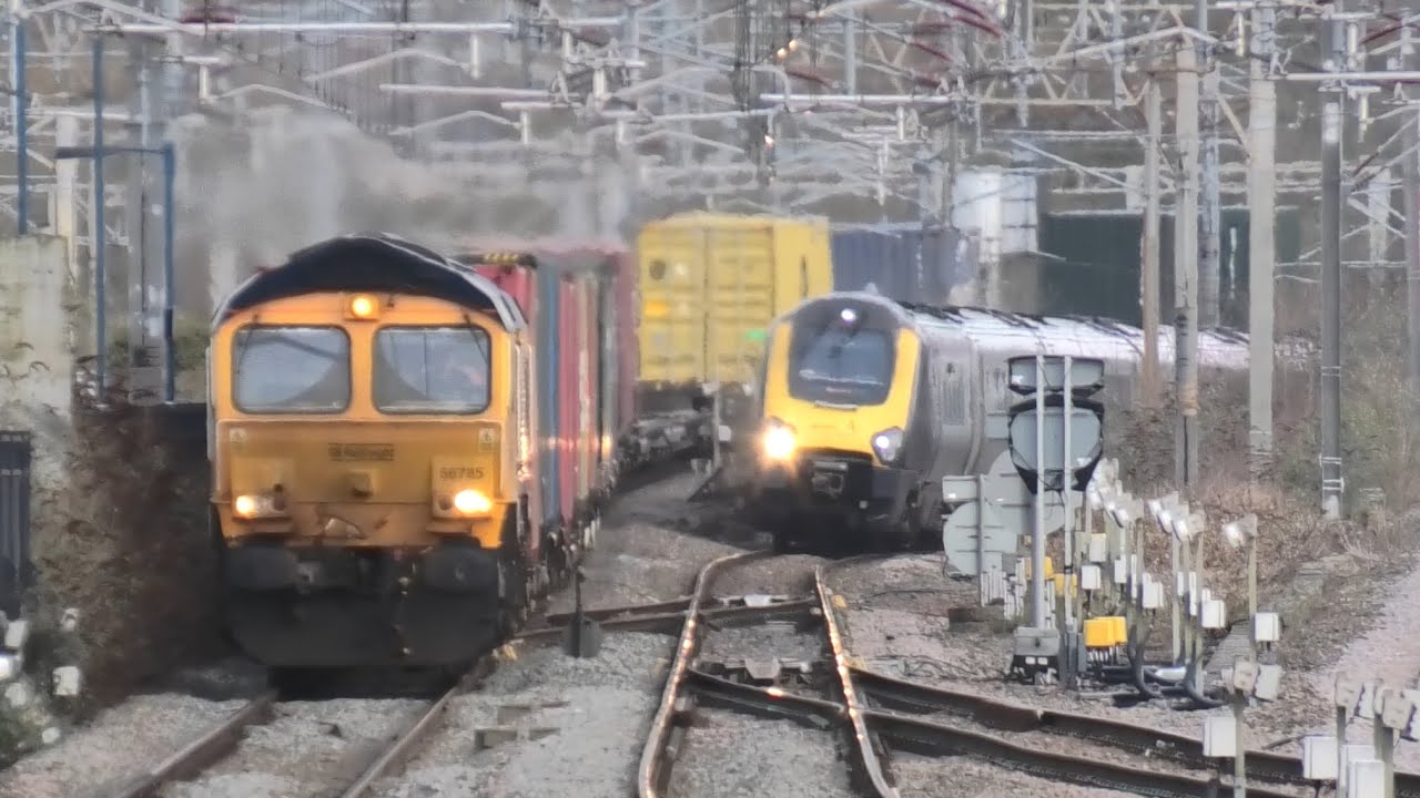 Excellent Few Hours at Rugby Station Trains at Speed and Freight Trains 7/2/24 ￼