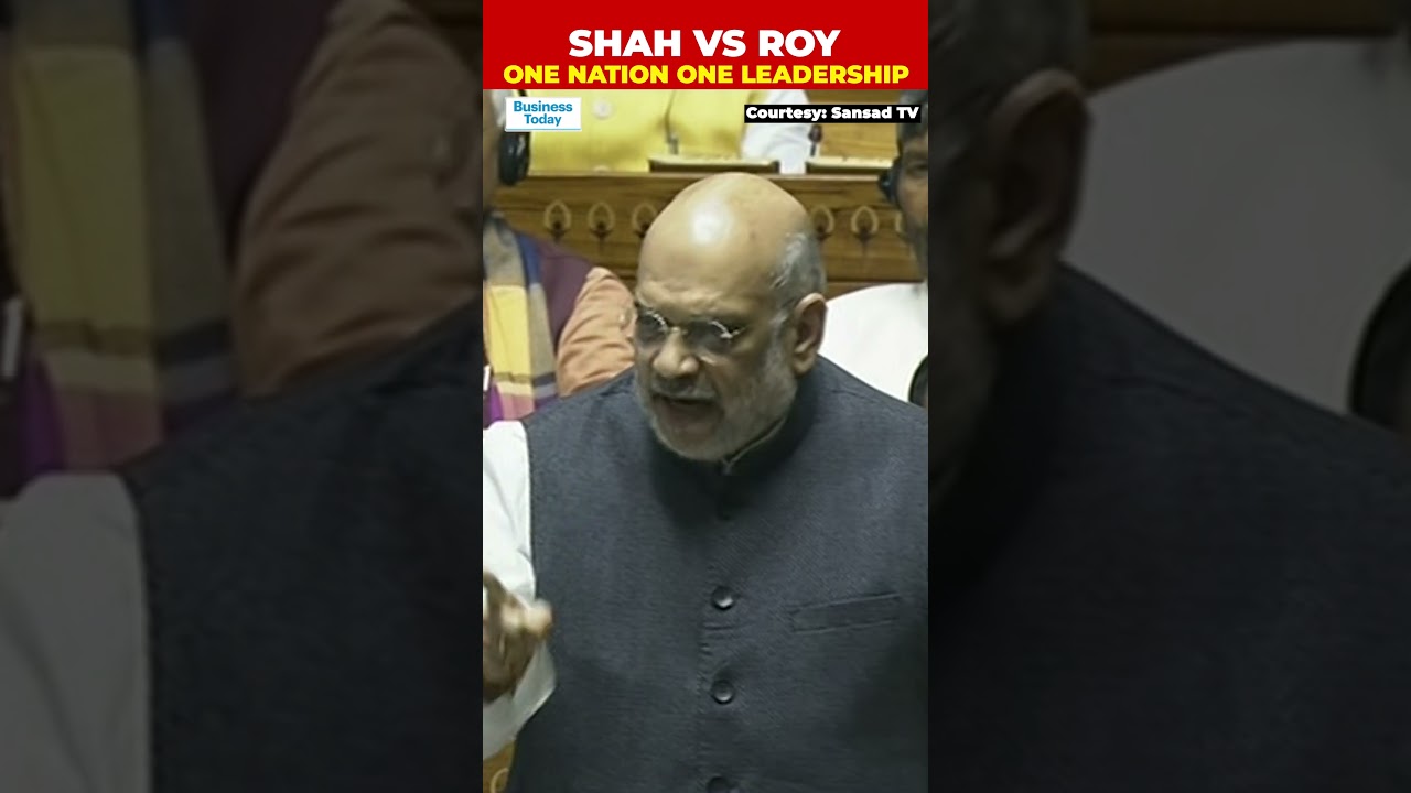 Amit Shah & Saugata Roy Lock Horns In A Fierce Debate Over The J&K Amendment Bill In&nbsp;The&nbsp;Parliament!