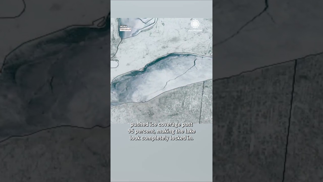 Lake Erie Ice Cracks Open