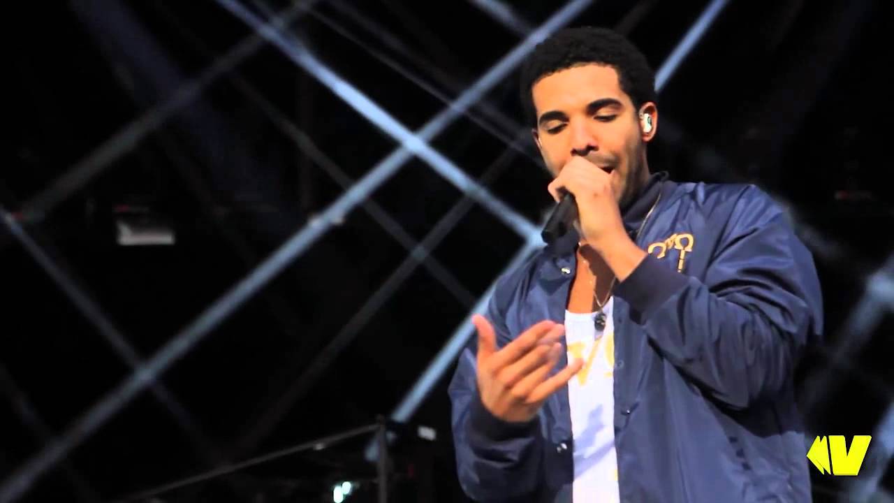 VIBE Rewind | Drake Performs 'Underground Kings'