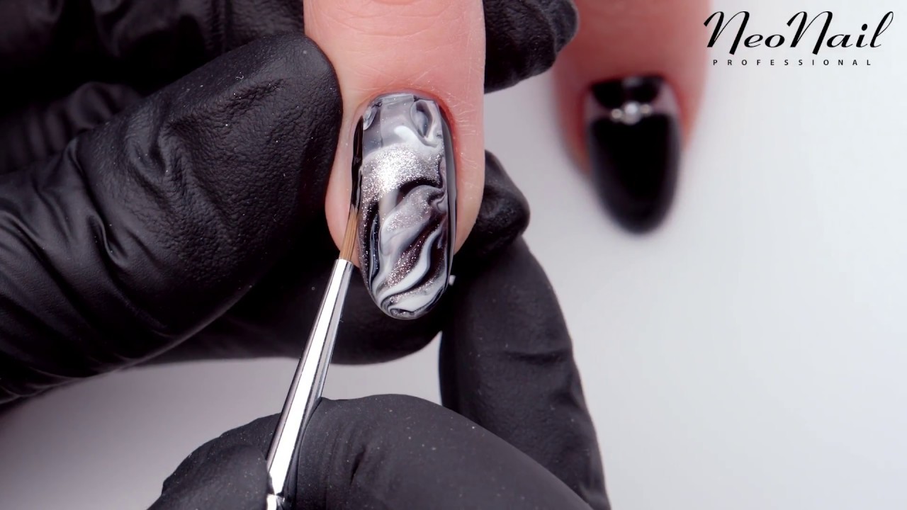 AQUARELLE IN GLAMOURÖSEN SILBERTÖNEN | Nailart-Tutorial | NeoNail