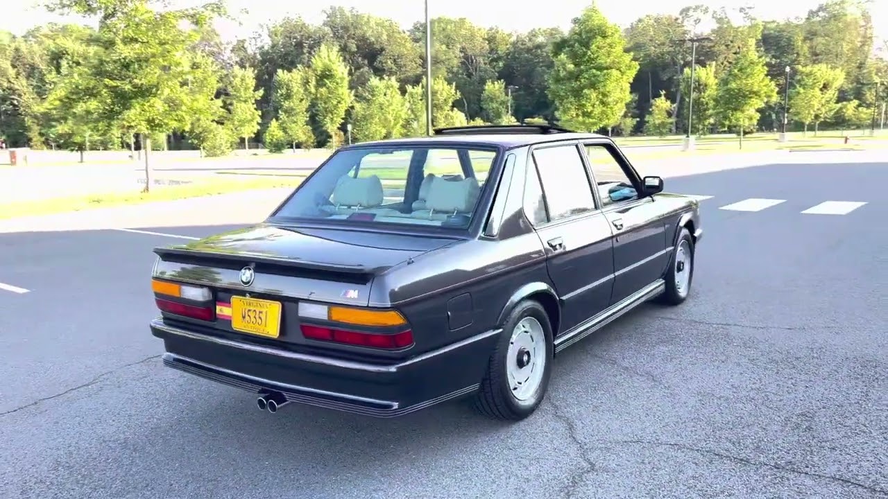 BMW M535 1986 Exterior walk around part 1