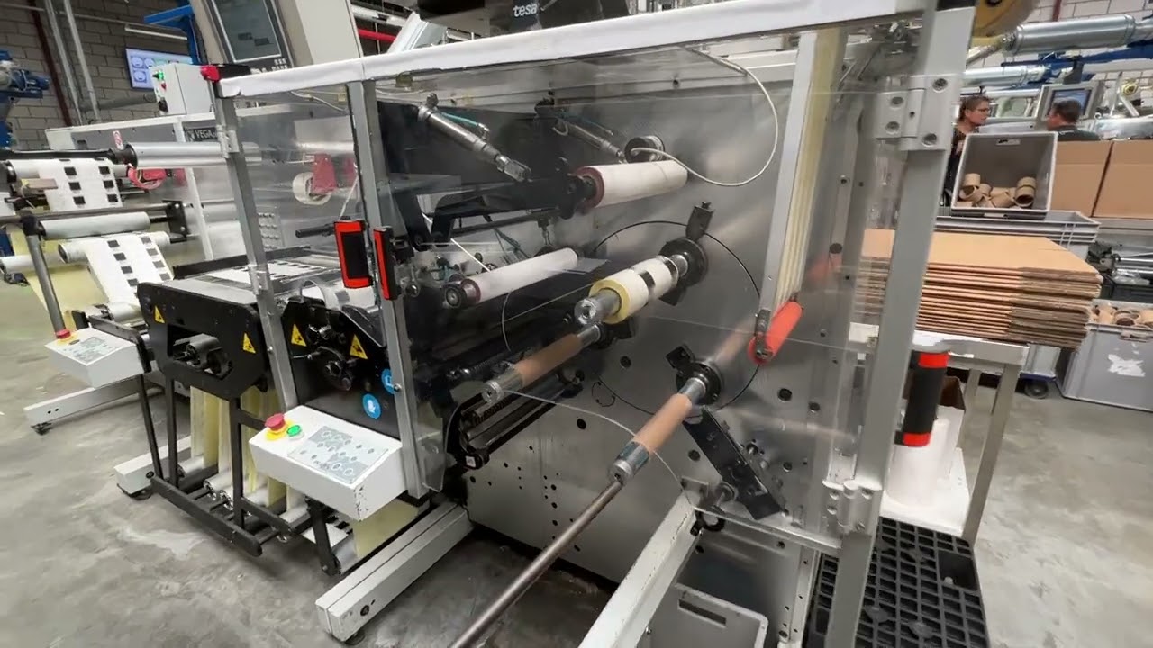 PRATI – VEGA PLUS LF330 CNT - Video 2