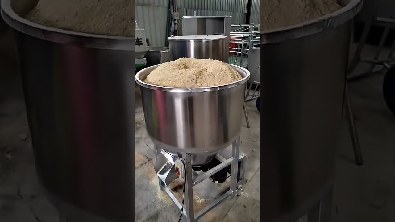 Feed mixer for cattle goat sheep coals chicken duck rabbit animal livestock poultry