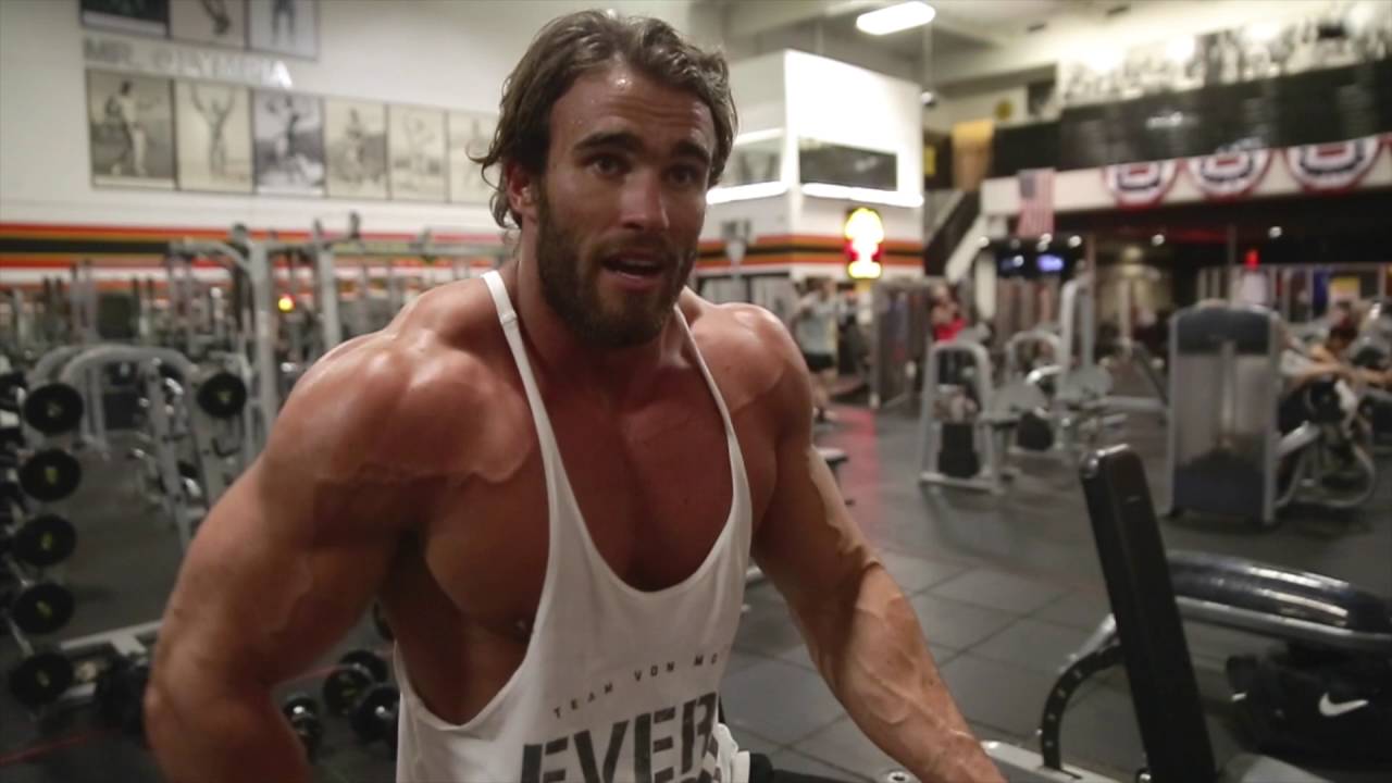 Destroying Shoulders | Calum Von Moger