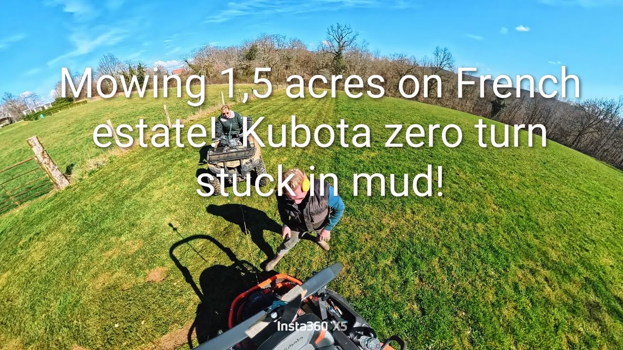 Kubota zeroturn Z4 541 mulching kit #kubota #zeroturn #mowinggrass 