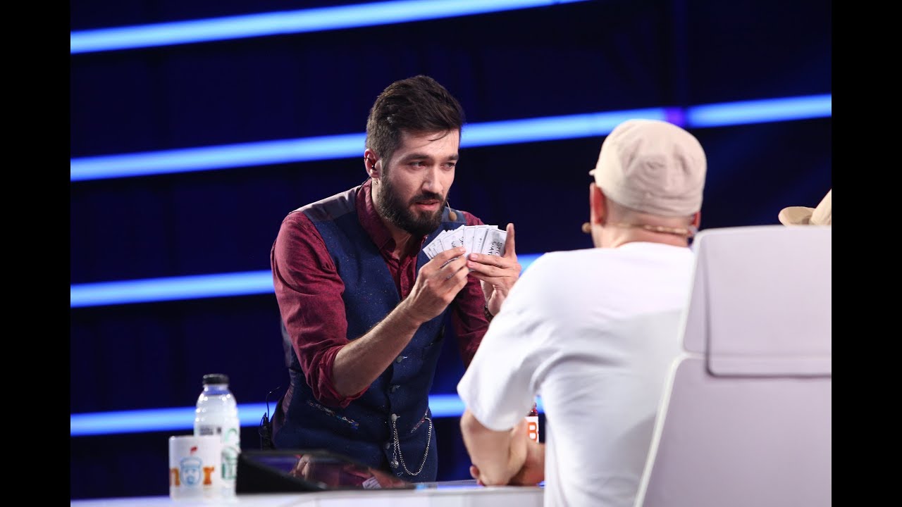 Sylar, barmanul magician, a transformat cărțile de joc &icirc;n băutura!