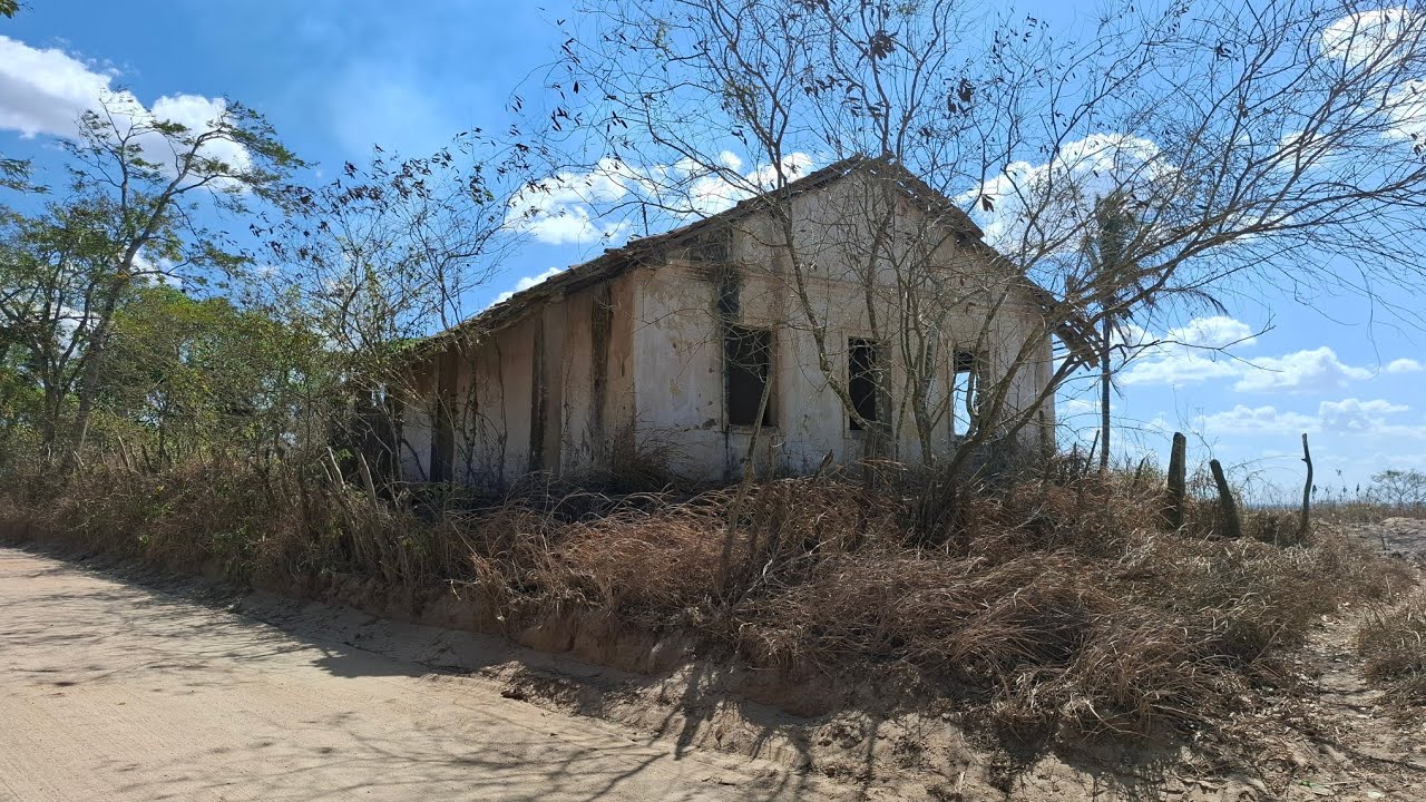 A FALTA DA CHUVA E DA ÁGUA FEZ FAMÍLIAS A DEIXAREM AS SUAS CASAS NA ZONA RURAL PARAIBANA 