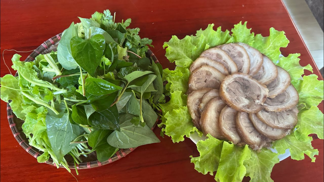Cách làm giò heo cuộn luộc sa tế ăn không ngán - Mợ Bảy Miền Tây