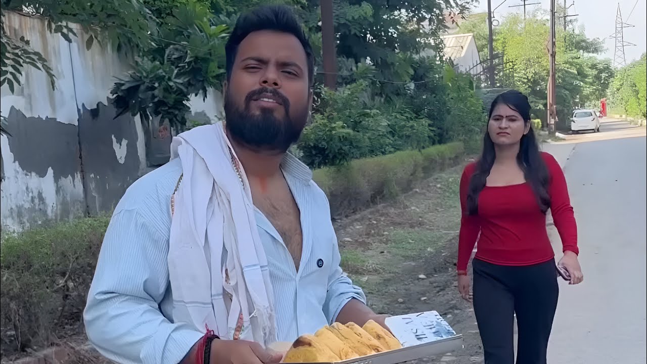 गरीब की भी इज्जत होती है | Roshan Tripathi Team