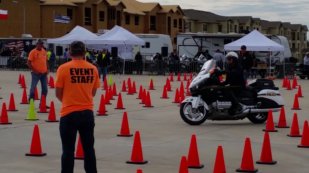 2017 Police Goldwing skill course