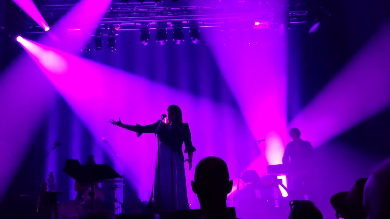 Cat Power - Cross bones style x Nude as the news 15/06/22 live at La Sirène (La Rochelle)