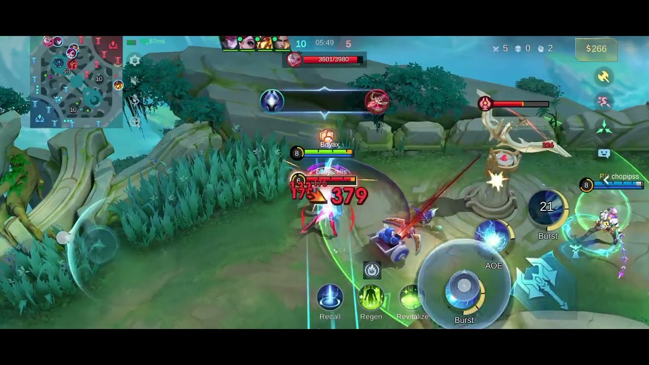 Invincible Layla / Takbo kalaban