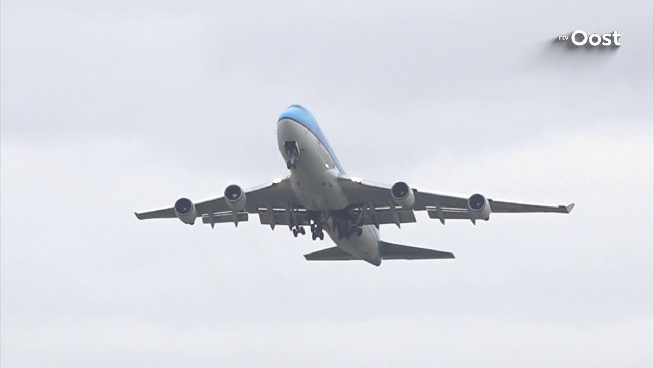 Boeing 747-400 maakt laatste vlucht en landt op Twente Airport