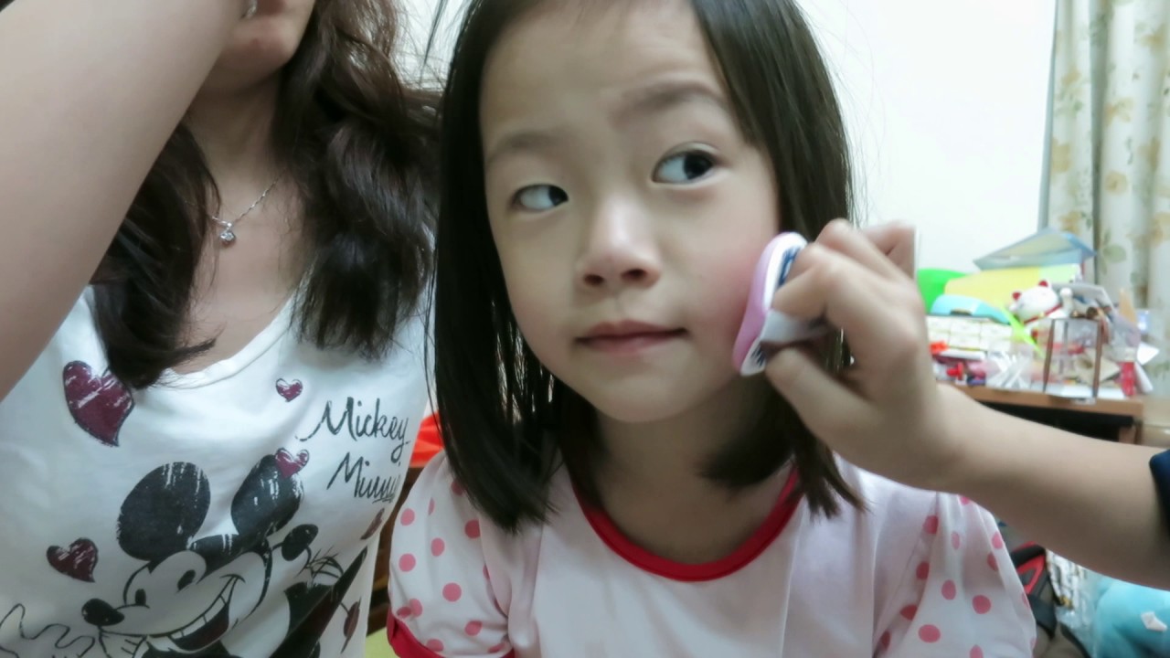 寶貝日記(小牛妹妹的化妝品)MVI 8124