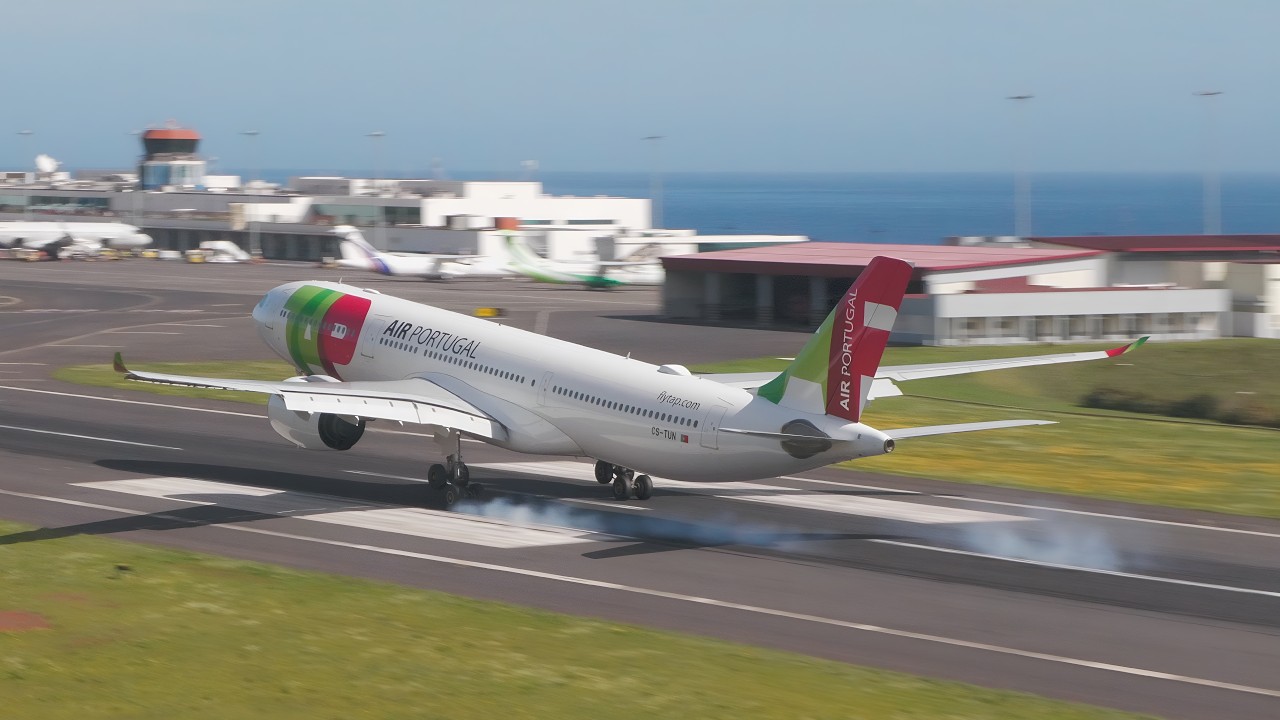 ALWAYS AMAZING TO WATCH THE A330 NEO LANDING at Madeira Airport