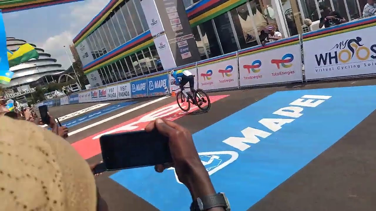 🔴live:Byusa Pacific on final at Kigali convention center #kigali2024 #uci