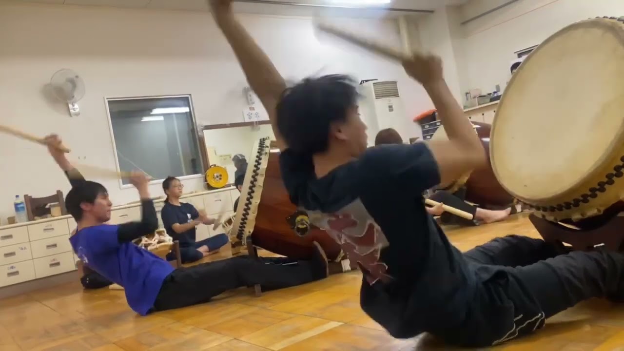 屋台囃子　回し打ち　指導日稽古にて