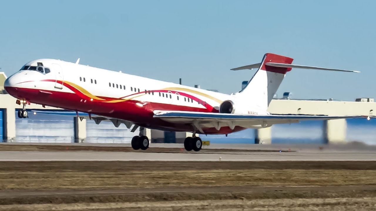 Sunrider Corp. McDonnell Douglas MD-87 (MD87) landing & departing Montreal (YUL/CYUL)