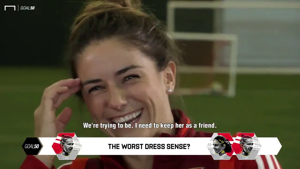 Arsenal's Dutch duo Miedema and DVD take the team-mates challenge
