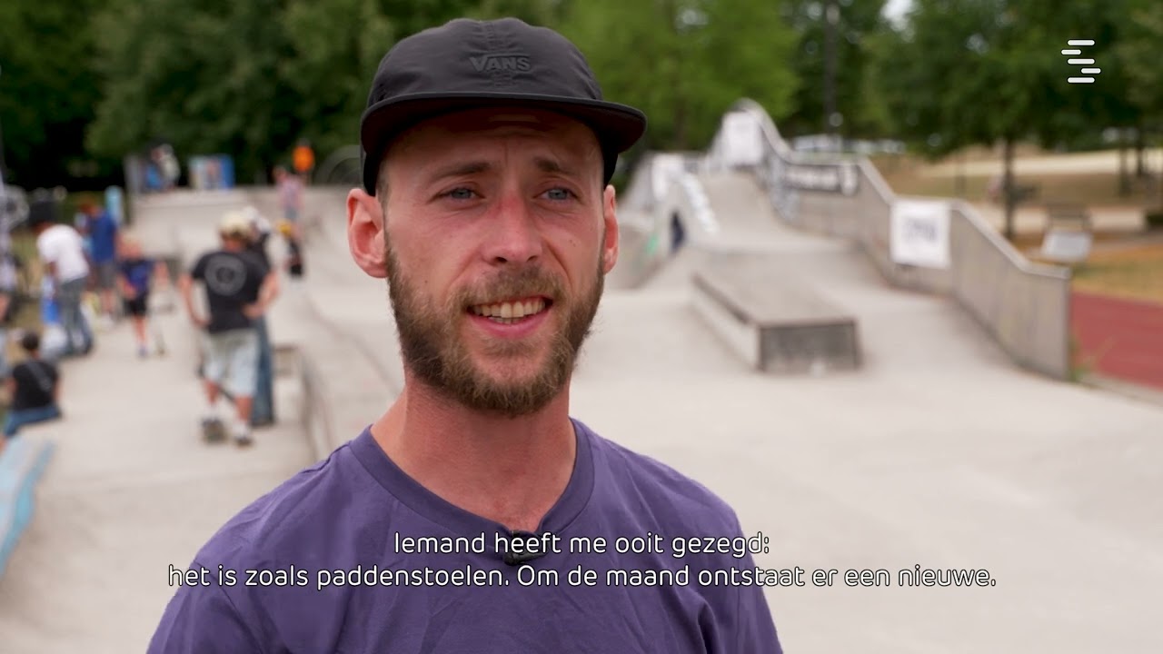 Stoked Board Academy: 