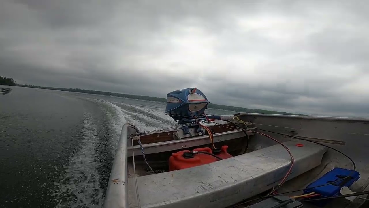 1967 Evinrude Fastwin 18hp Electric Start Outboard Motor Lake Run. 1st in 4 years