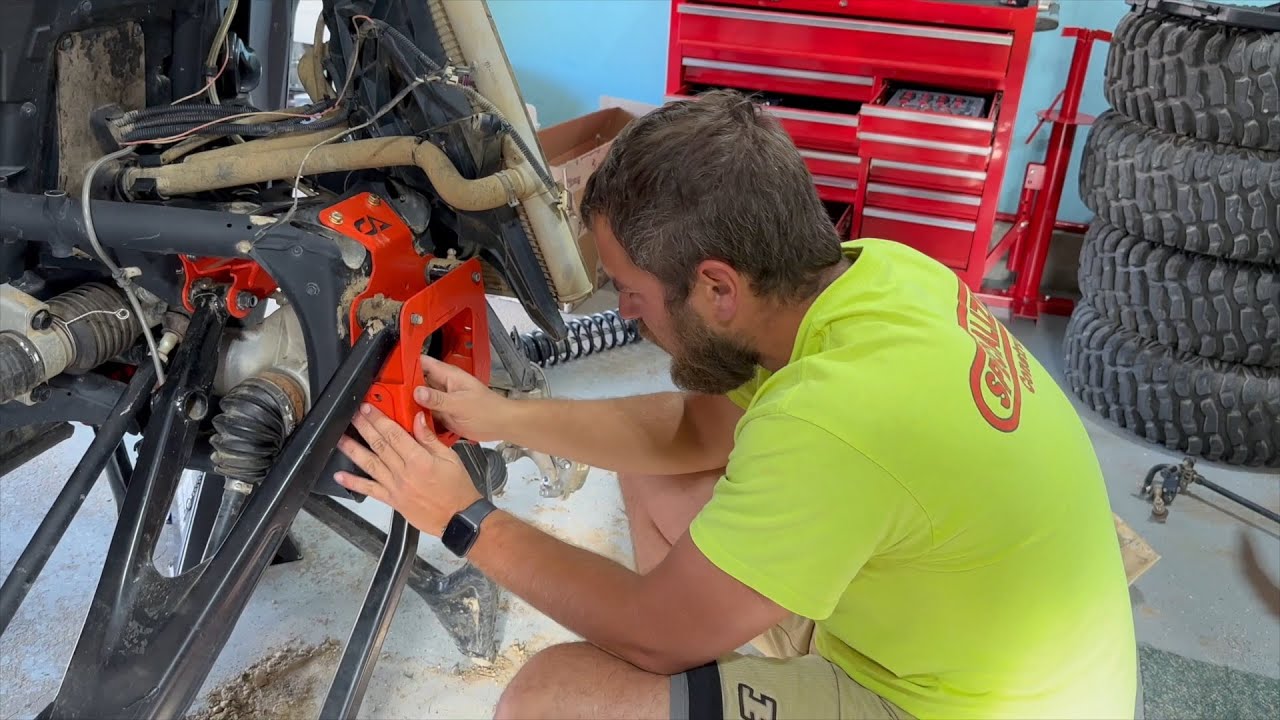 Maverick X3 CA Tech Gusset and Limit Strap Install