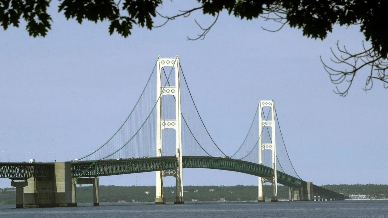 Mackinac Bridge shuts down due to falling ice