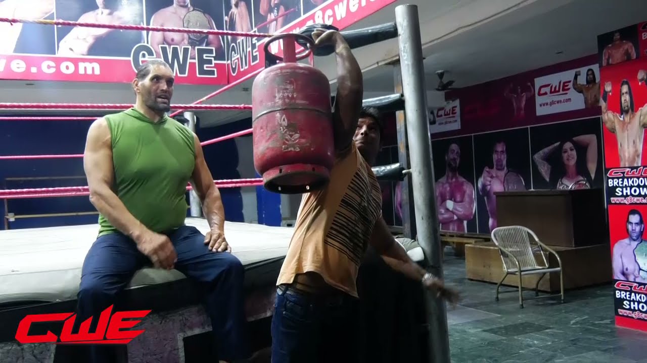 CWE | ABDULLAH PATHAN WITH THE GREAT KHALI IN CWE ACADEMY | HOW TO VISIT CWE |