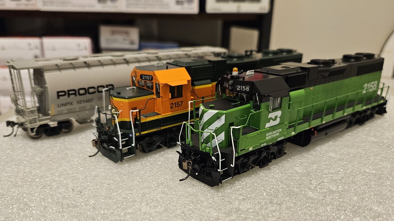 Mini Reviews: Rapido GP38 BN 2158 & NSC Procor 3800 cu ft. Covered Hopper HO Scale DCC & LokSoundv5
