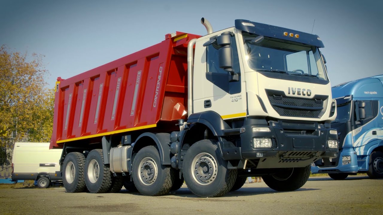 Обзор IVECO TRAKKER 8x4 с самосвальной надстройкой Cantoni