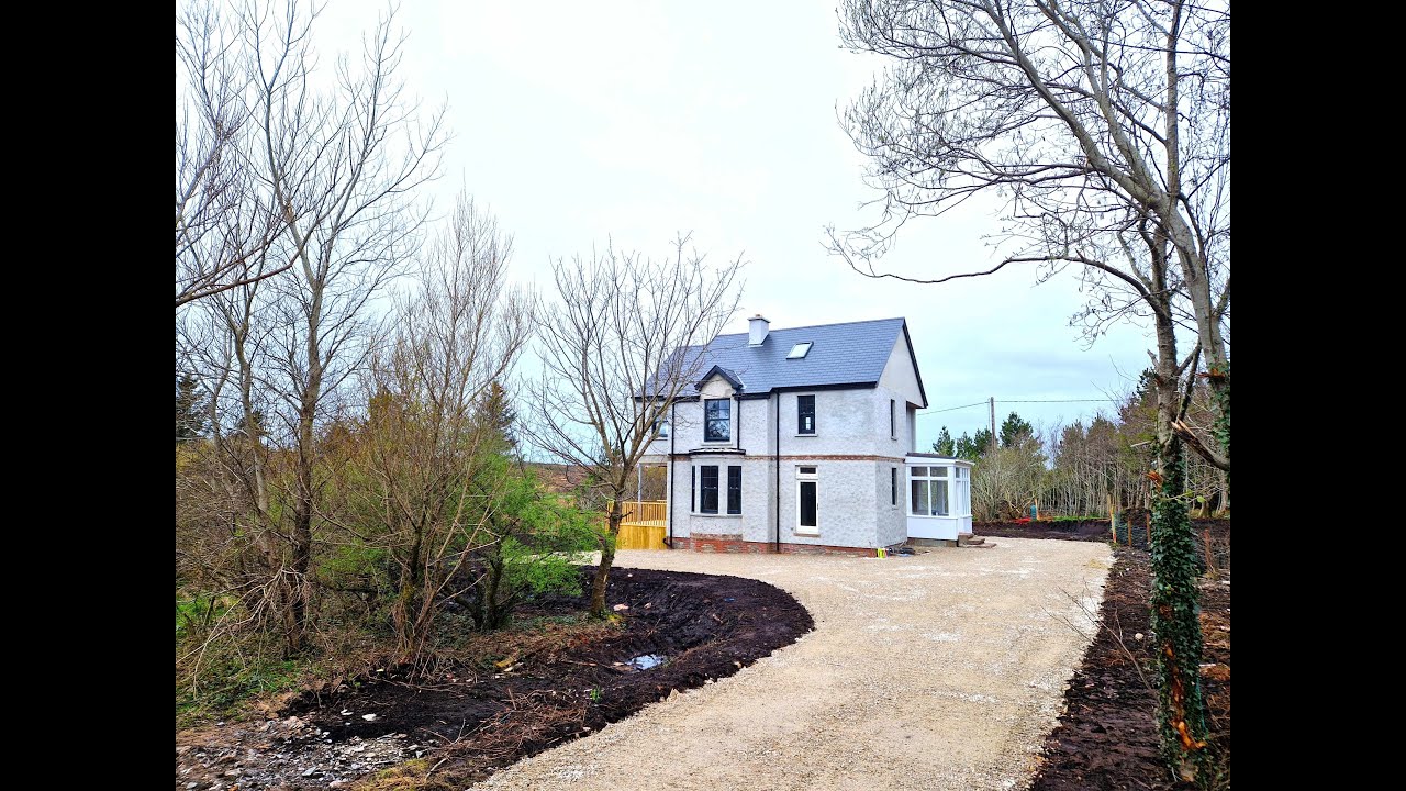 House on c. 7 Acres Belcruit Mountain, Burtonport, Donegal
