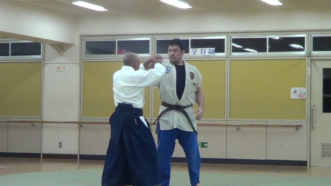 8th Dan Aikido Master takes down Grappling Expert Dan The Wolfman w Nikkyo