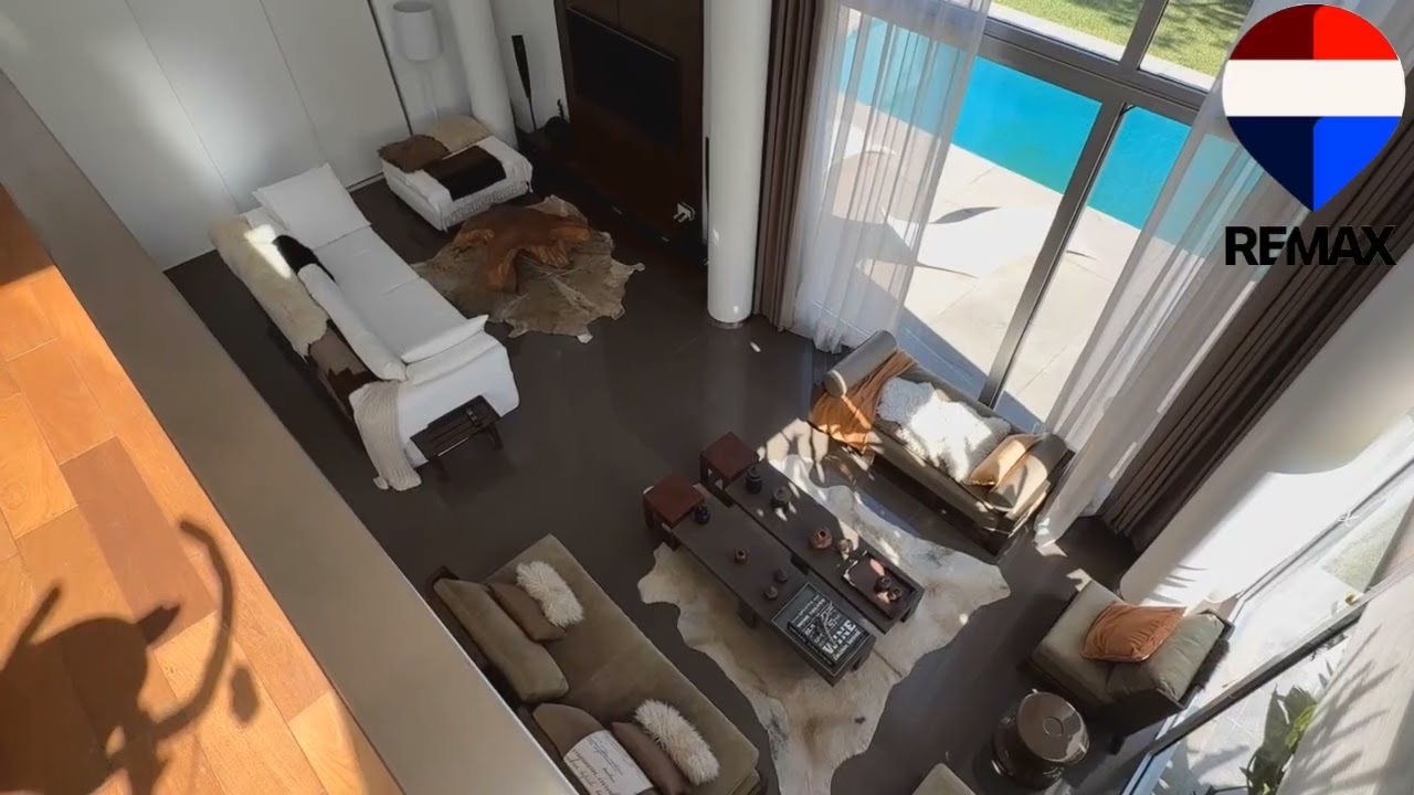 REMAX   La Montura