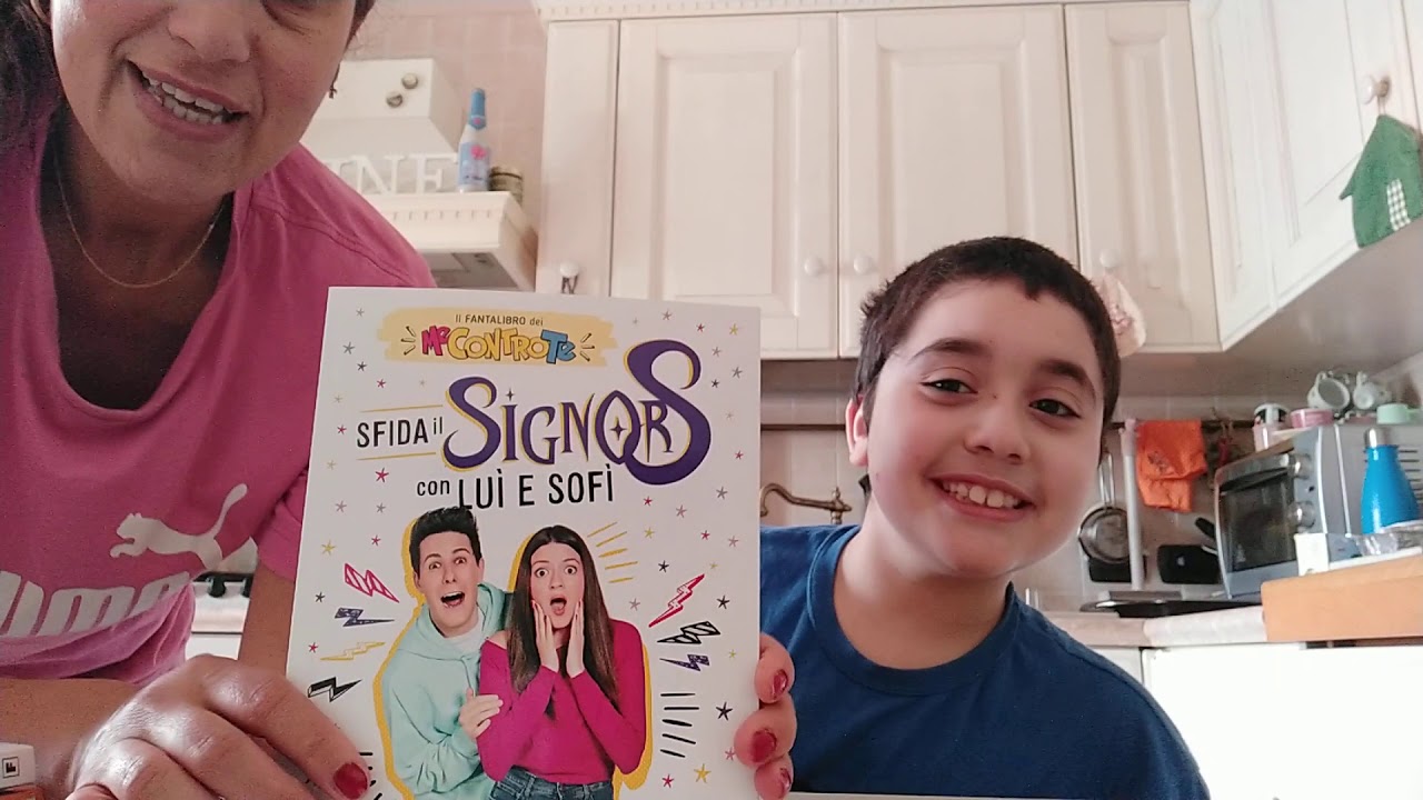Libri di youtuber Lyon me controtendenza dinsieme