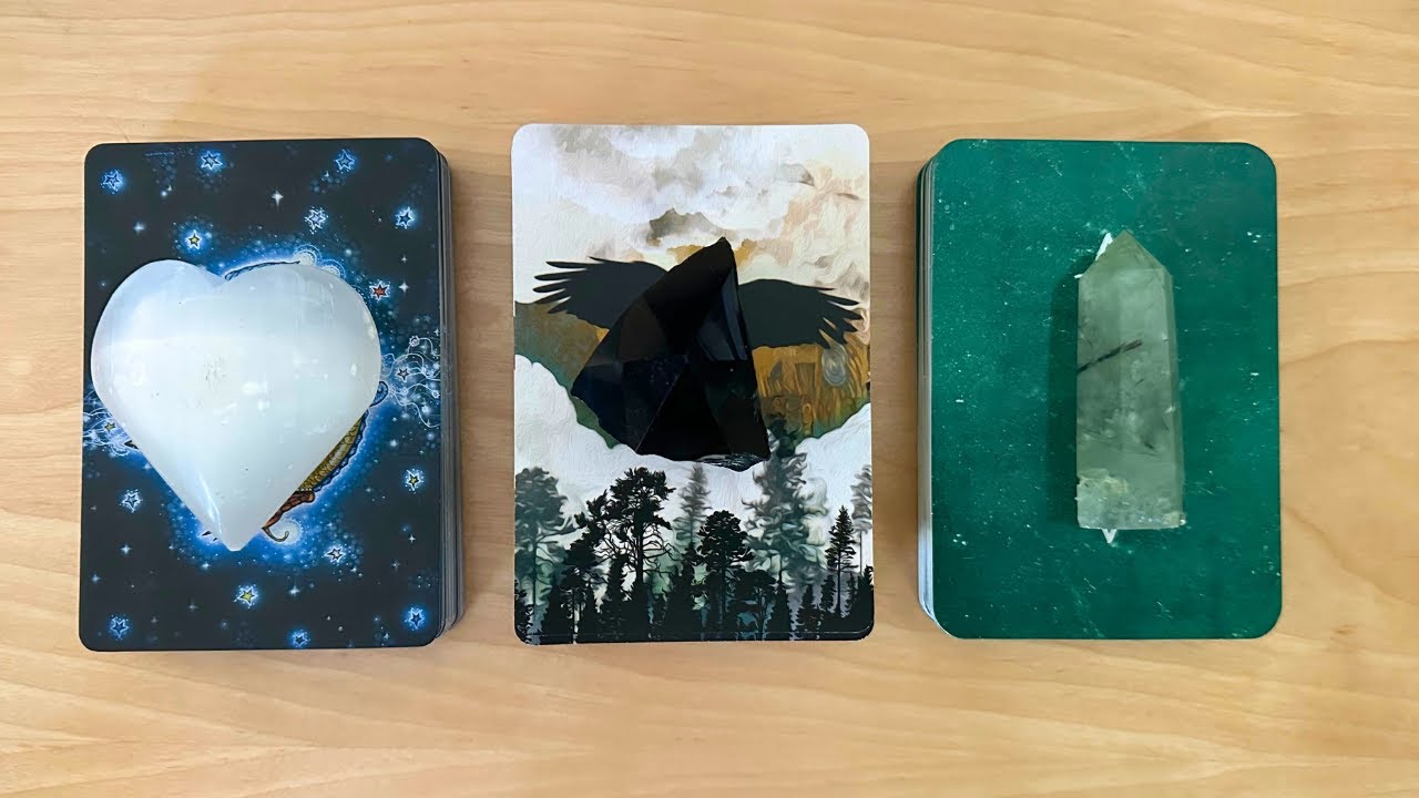 THIS IS WHAT YOU *DON'T* SEE ABOUT THIS PERSON 🖤PICK A CARD🖤 Timeless Love/Guidance Tarot Reading✨