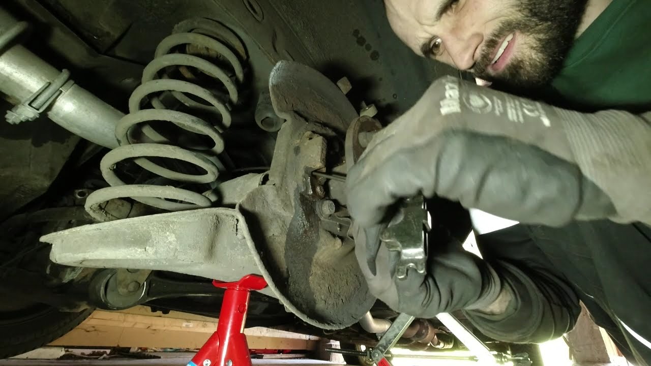 Rear Brake Work on the Volvo 940 Wagon!