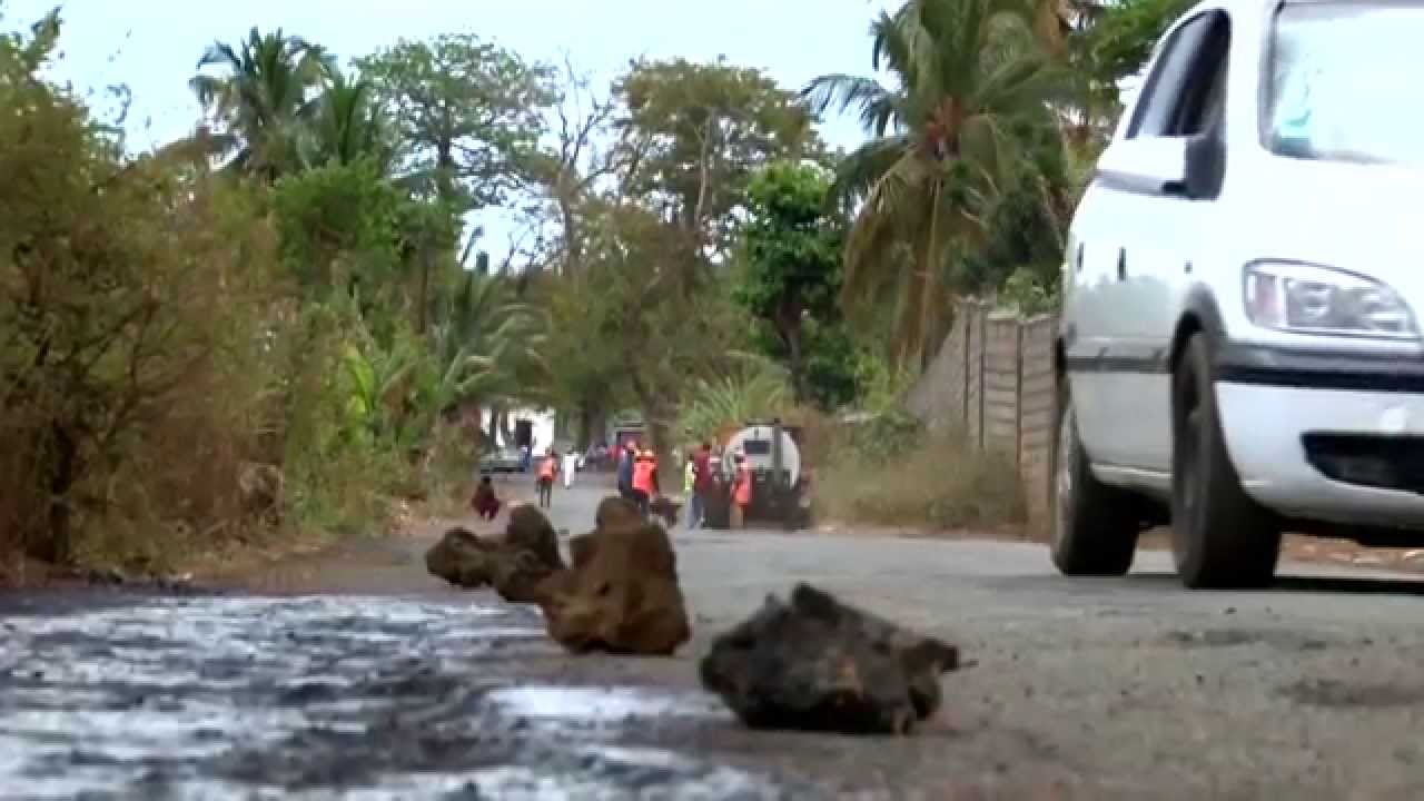 Comores Entretien Routier