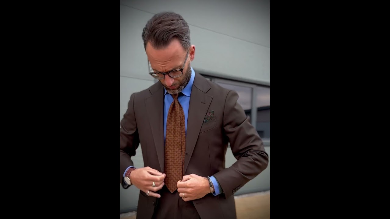 #inspiration #mensfashion #knotted #livestreams #fashion #diywear #livetv #diyclothing #suitandtie