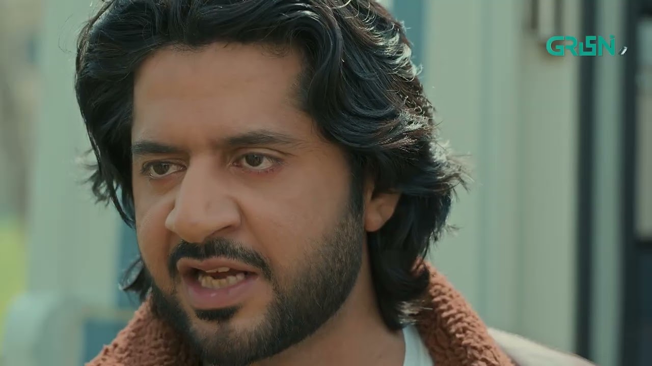 Larki Pe Achanak Hamla Kar Diya #hinaafridi #imranashraf #shortvideo