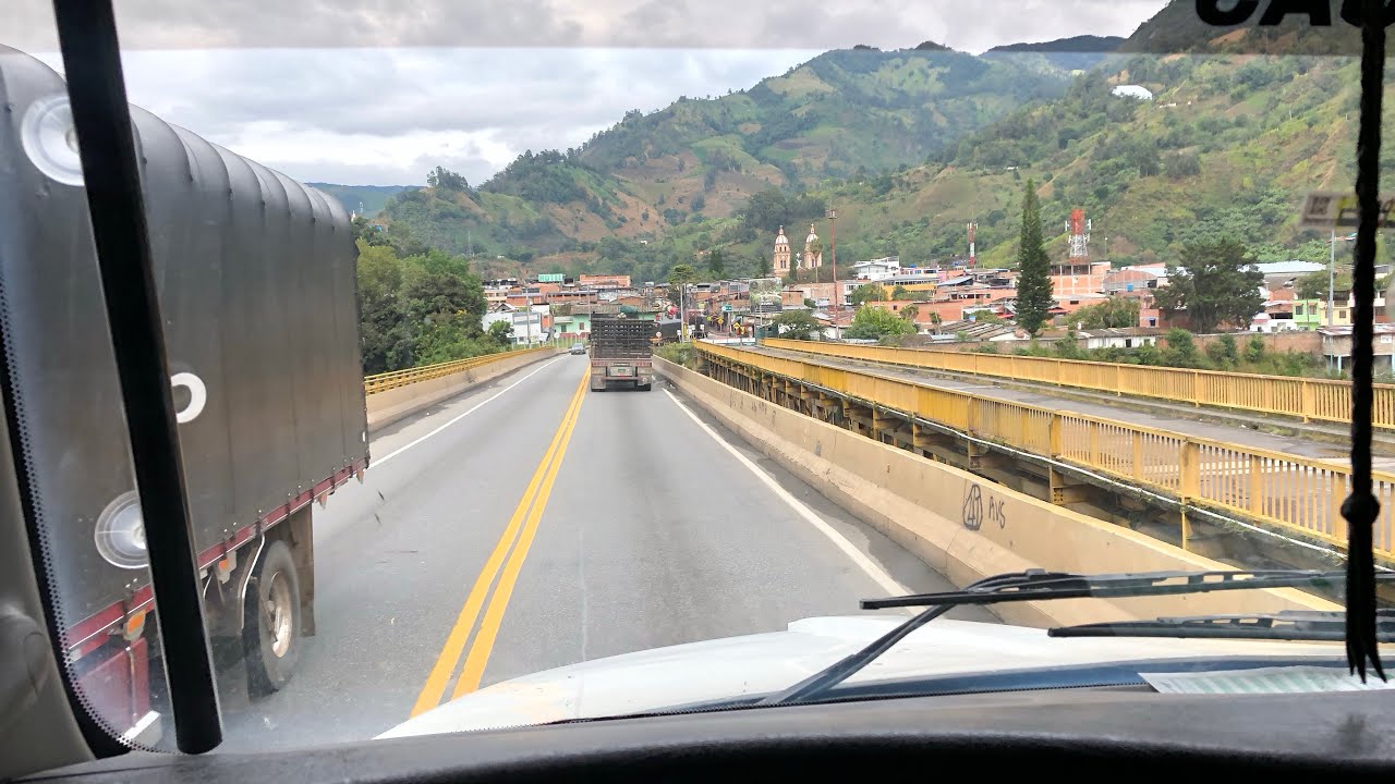 ¿Que distancia hay entré algunos peajes en colombia? !El gran negocio! 