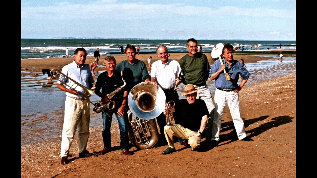 LE PETIT JAZZBAND DE Mr.MOREL in the Netherlands (October 2000, audio)