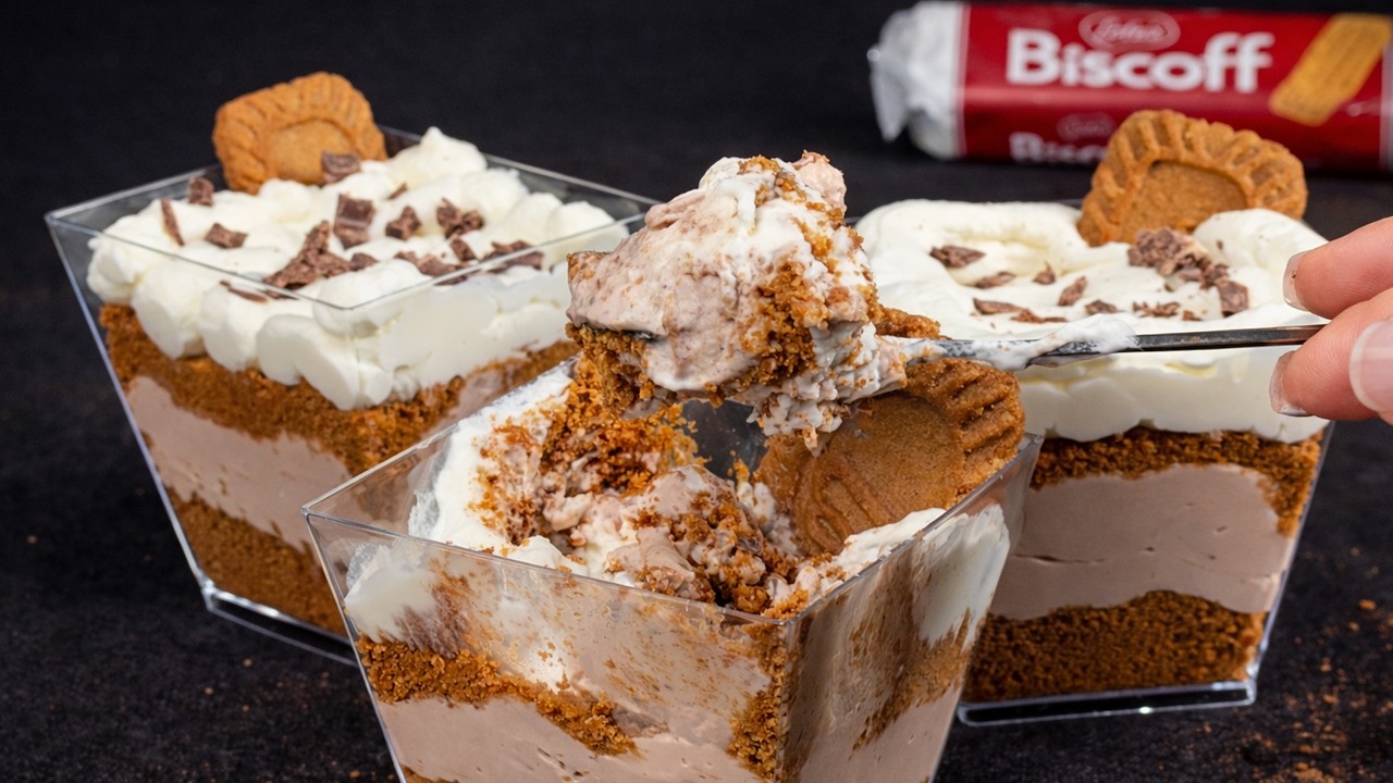 10-Minute Biscoff Mousse Cups (No Bake, Better Than Cheesecake!)